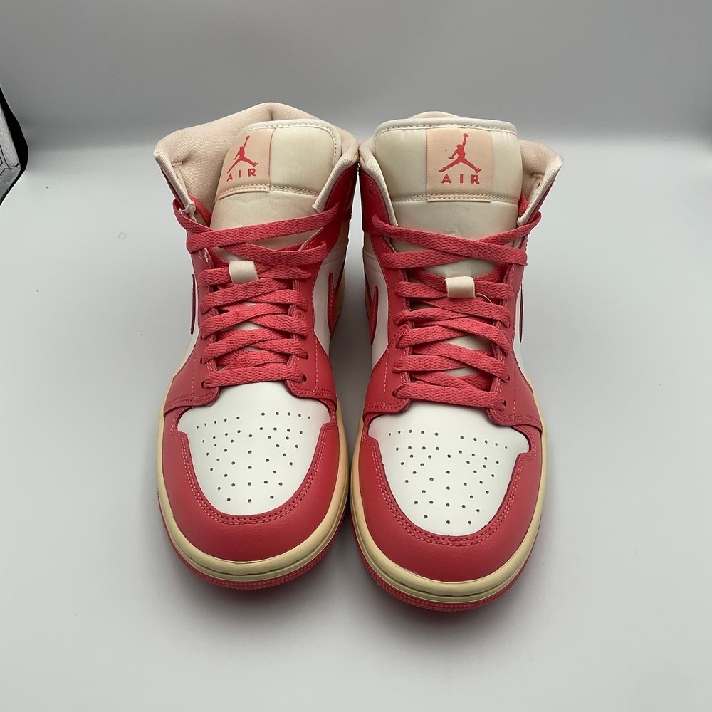 Nike Air Jordan 1 Mid Guava Ice Barely Orange Womens Size 10 BQ6472-109